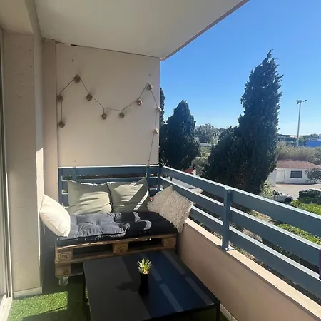 T2 Proche De La Avec Parking Gratuit Apartment *